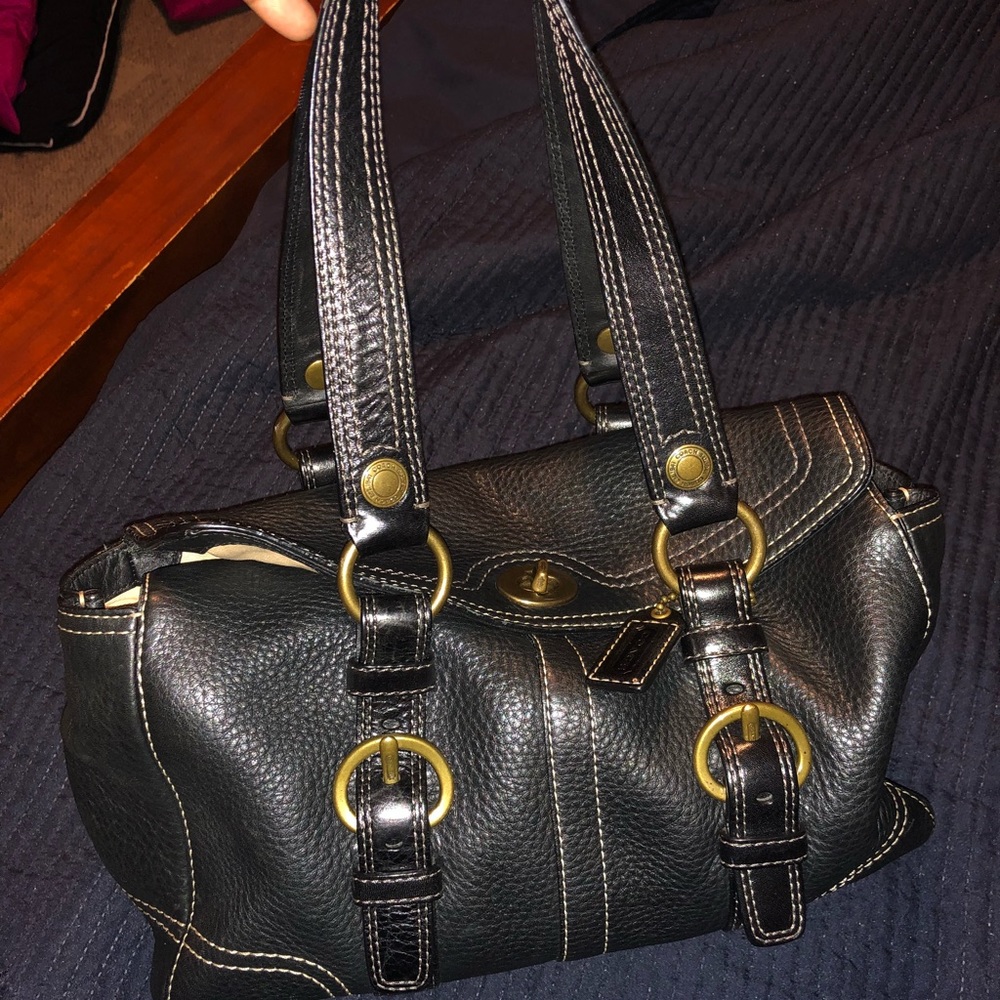 Peeble leather coach bag